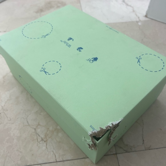 Off-white size 41 sneaker - Picture 13 of 14